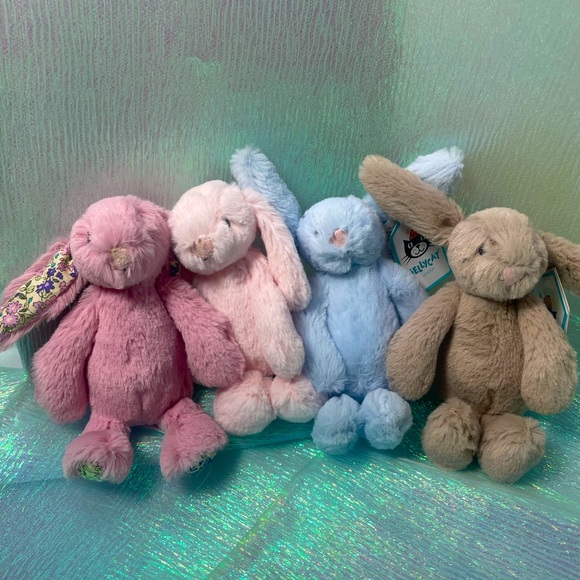 1 single Tulip blossom BNWT Jellycat Bashful Bunny Dusty pink ONLY, far left - Picture 2 of 8